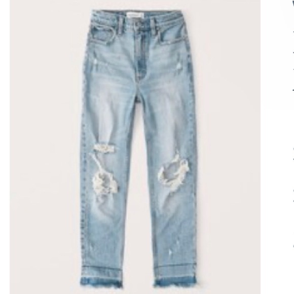 Abercrombie Ripped High Rise Mom Jean - Medium Ripped Wash Size 32 / 14 - Picture 1 of 2
